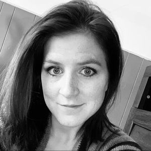 Meet your Posher, Pamela